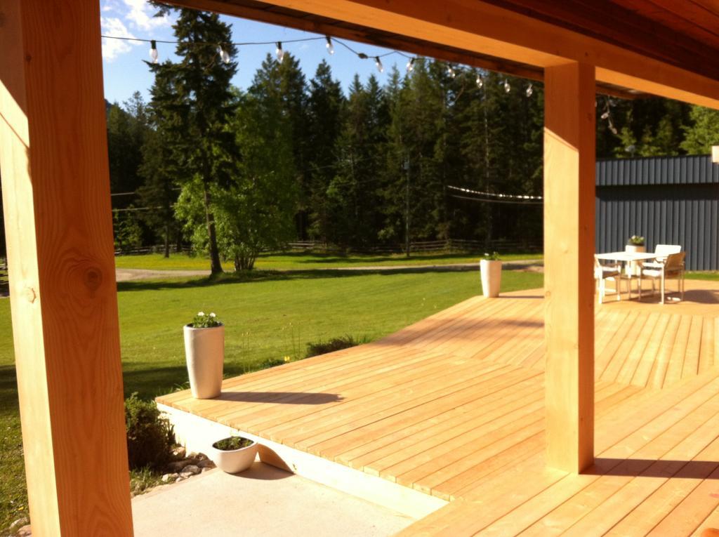 Home Lodge Golden Exterior foto